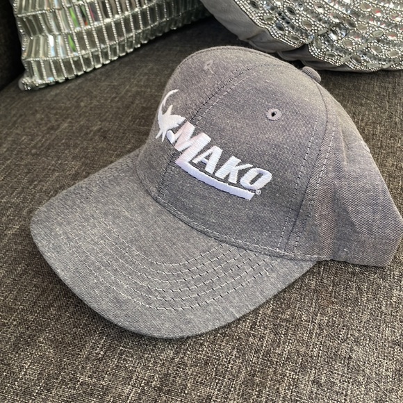 MAKO Boating Logo Hat - Picture 2 of 5